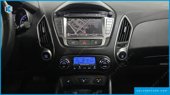 HYUNDAI TUCSON DIESEL 2WD LX20