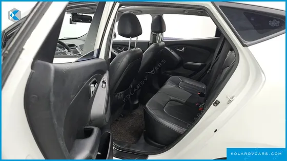 HYUNDAI TUCSON DIESEL 2WD LX20