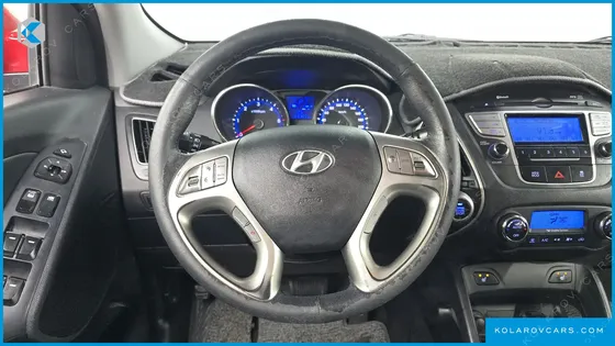 HYUNDAI TUCSON DIESEL 2WD LX20