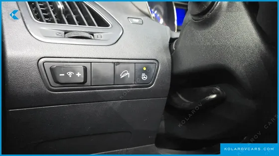 HYUNDAI TUCSON DIESEL 2WD LX20