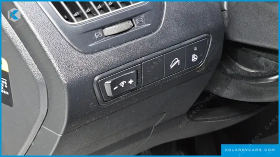 HYUNDAI TUCSON DIESEL 2WD LX20