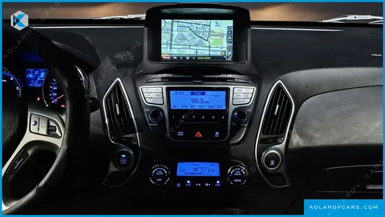 HYUNDAI TUCSON DIESEL 2WD LX20