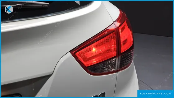 HYUNDAI TUCSON DIESEL 2WD LX20