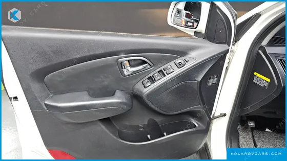 HYUNDAI TUCSON DIESEL 2WD LX20