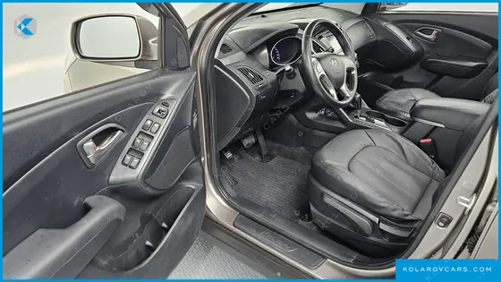 HYUNDAI TUCSON DIESEL 2WD LX20