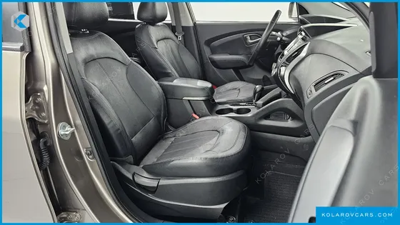HYUNDAI TUCSON DIESEL 2WD LX20