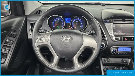 HYUNDAI TUCSON DIESEL 2WD LX20