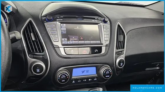 HYUNDAI TUCSON DIESEL 2WD LX20