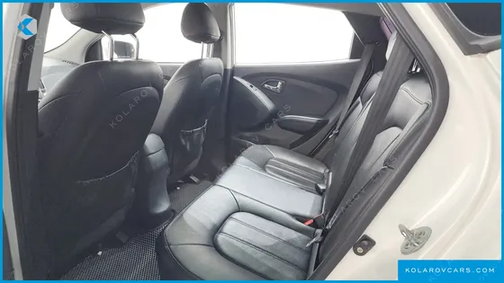 HYUNDAI TUCSON DIESEL 2WD LX20