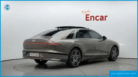 HYUNDAI GRANDEUR 2,5 GASOLINE 2WD
