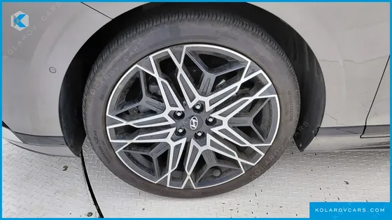 HYUNDAI GRANDEUR 2,5 GASOLINE 2WD