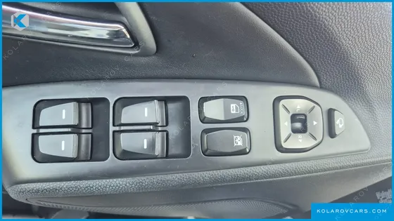 HYUNDAI TUCSON DIESEL 2WD LX20