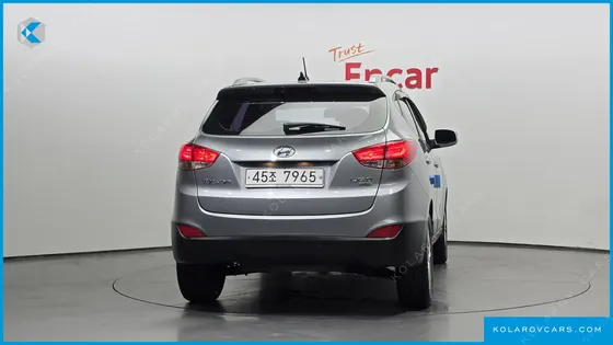 HYUNDAI TUCSON DIESEL 2WD LX20