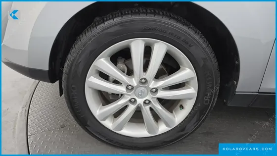 HYUNDAI TUCSON DIESEL 2WD LX20