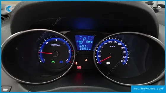 HYUNDAI TUCSON DIESEL 2WD LX20