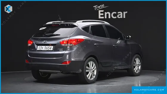 HYUNDAI TUCSON DIESEL 2WD LX20