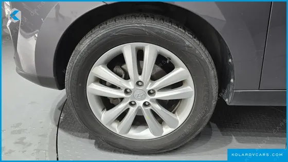 HYUNDAI TUCSON DIESEL 2WD LX20