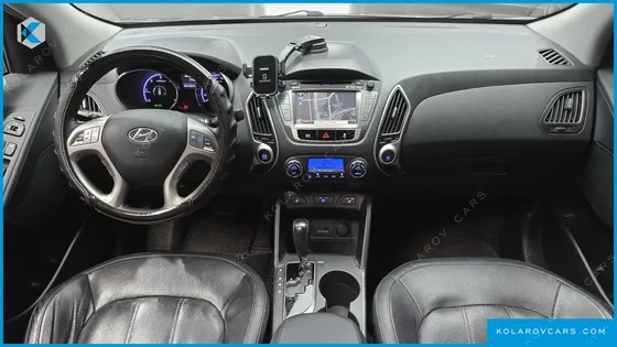HYUNDAI TUCSON DIESEL 2WD LX20