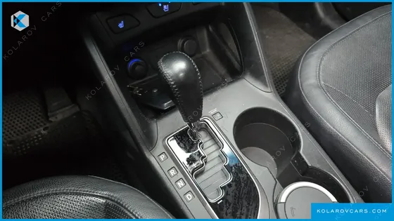 HYUNDAI TUCSON DIESEL 2WD LX20