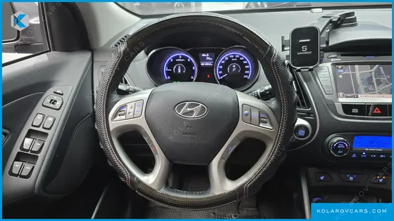 HYUNDAI TUCSON DIESEL 2WD LX20