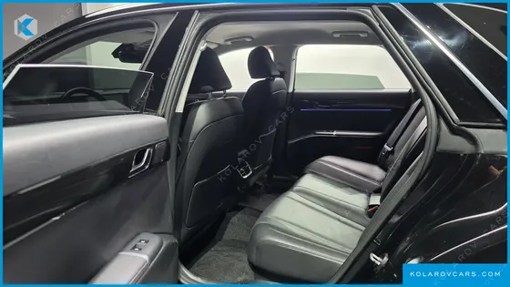 HYUNDAI GRANDEUR 2,5 GASOLINE 2WD