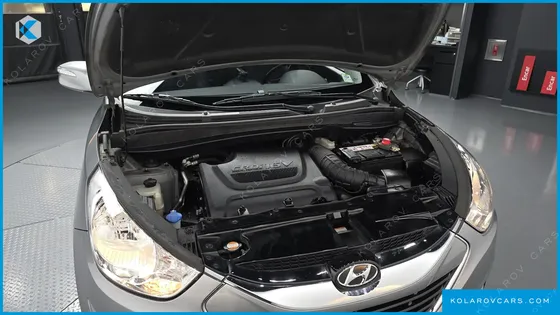 HYUNDAI TUCSON DIESEL 2WD LX20