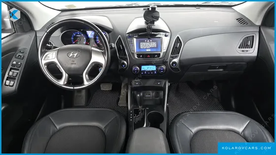 HYUNDAI TUCSON DIESEL 2WD LX20