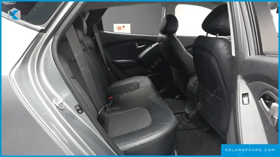 HYUNDAI TUCSON DIESEL 2WD LX20