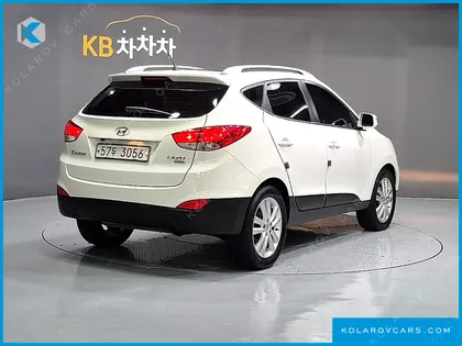HYUNDAI TUCSON DIESEL 2WD LX20