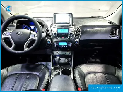 HYUNDAI TUCSON DIESEL 2WD LX20