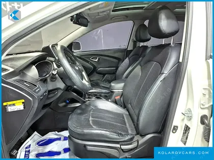 HYUNDAI TUCSON DIESEL 2WD LX20