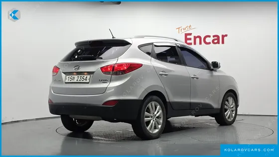 HYUNDAI TUCSON DIESEL 2WD LX20
