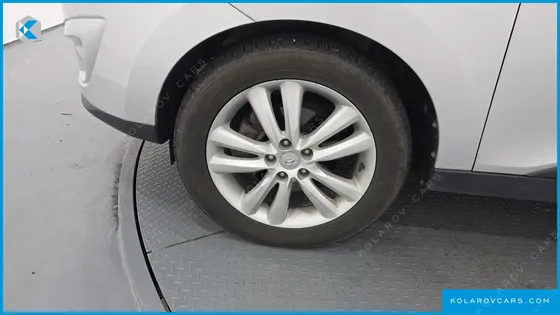 HYUNDAI TUCSON DIESEL 2WD LX20