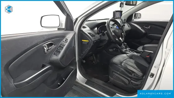 HYUNDAI TUCSON DIESEL 2WD LX20