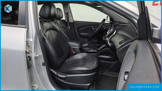 HYUNDAI TUCSON DIESEL 4WD LX20