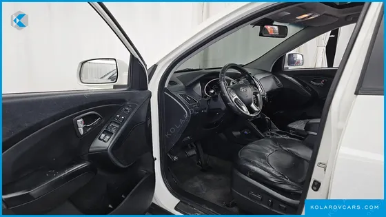 HYUNDAI TUCSON DIESEL 2WD LMX20