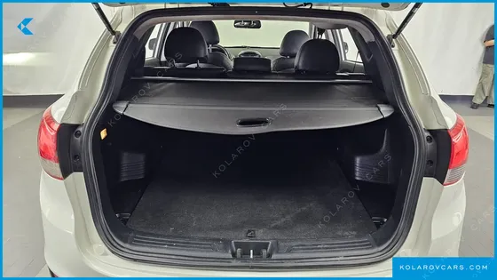 HYUNDAI TUCSON DIESEL 2WD LMX20