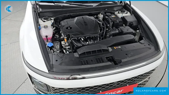 HYUNDAI GRANDEUR 2,5 GASOLINE 2WD