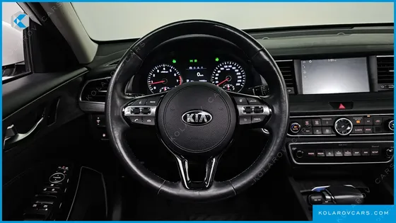 KIA K7 3.0 LPI LUXURY (RENTAL CAR)