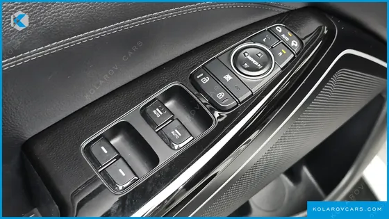KIA K7 3.0 LPI LUXURY (RENTAL CAR)