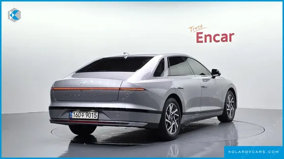HYUNDAI GRANDEUR 2,5 GASOLINE 2WD