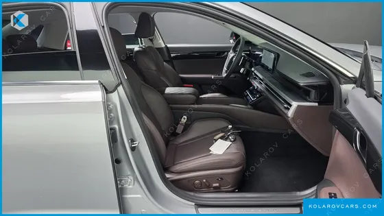 HYUNDAI GRANDEUR 2,5 GASOLINE 2WD