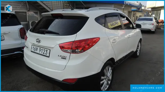 HYUNDAI TUCSON DIESEL 2WD LX20