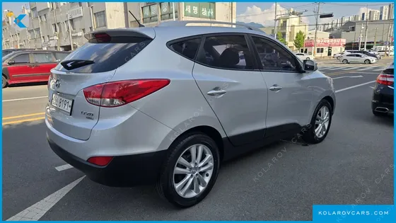 HYUNDAI TUCSON DIESEL 2WD LX20