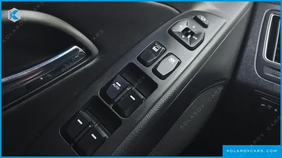 HYUNDAI TUCSON DIESEL 2WD LX20
