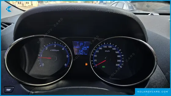 HYUNDAI TUCSON DIESEL 2WD LX20