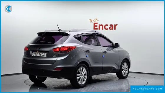 HYUNDAI TUCSON DIESEL 4WD LX20
