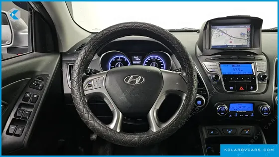 HYUNDAI TUCSON DIESEL 4WD LX20