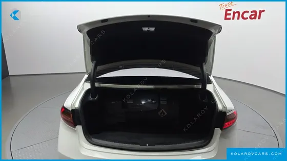KIA K7 3.0 LPI LUXURY (RENTAL CAR)