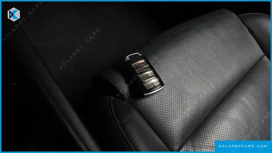 KIA K7 3.0 LPI LUXURY (RENTAL CAR)